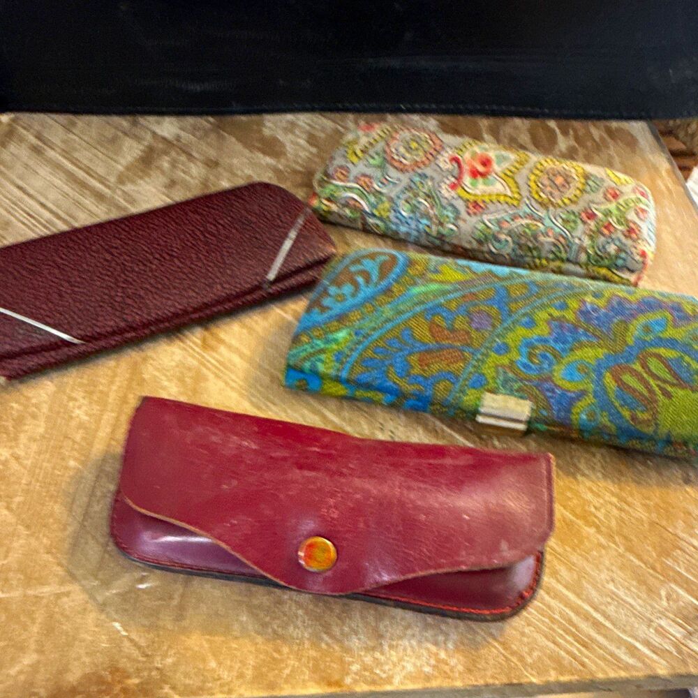 Lot of 4 Vintage Clamshell Leather Floral Snap Eyeglass Cases Multicolor